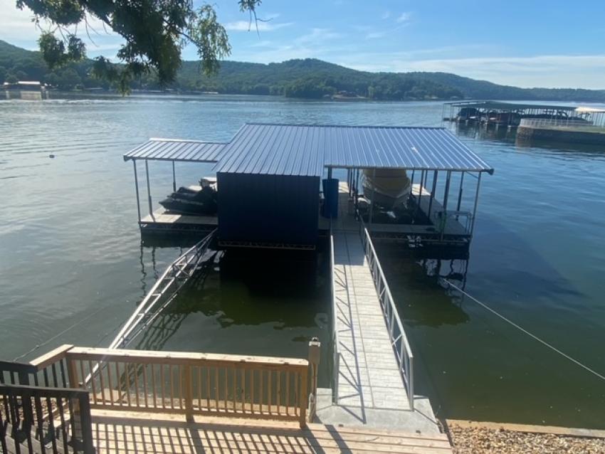 Dock Builders at Lake of the Ozarks