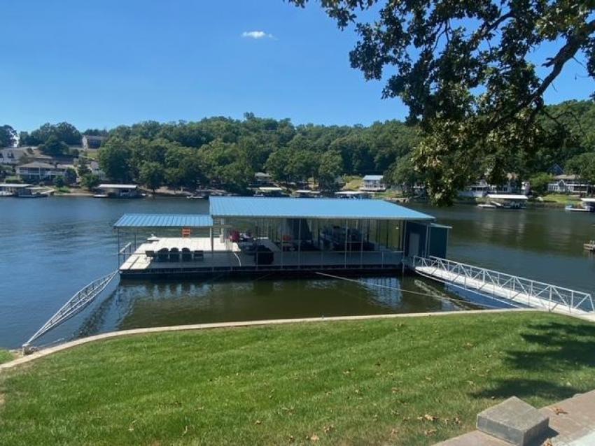 Dock Builders at Lake of the Ozarks